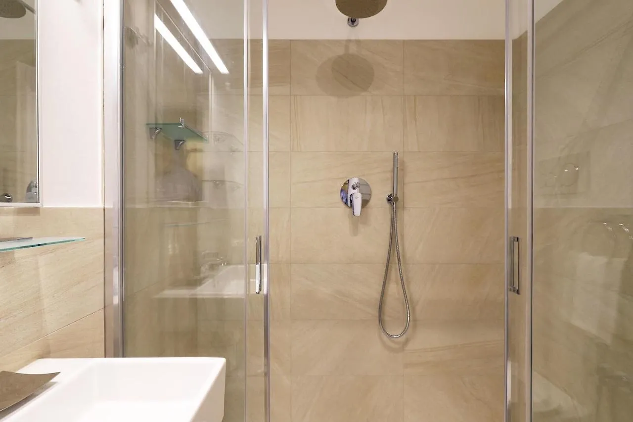 Contempora Apartments - Elvezia 8 - E51 Milaan Italië